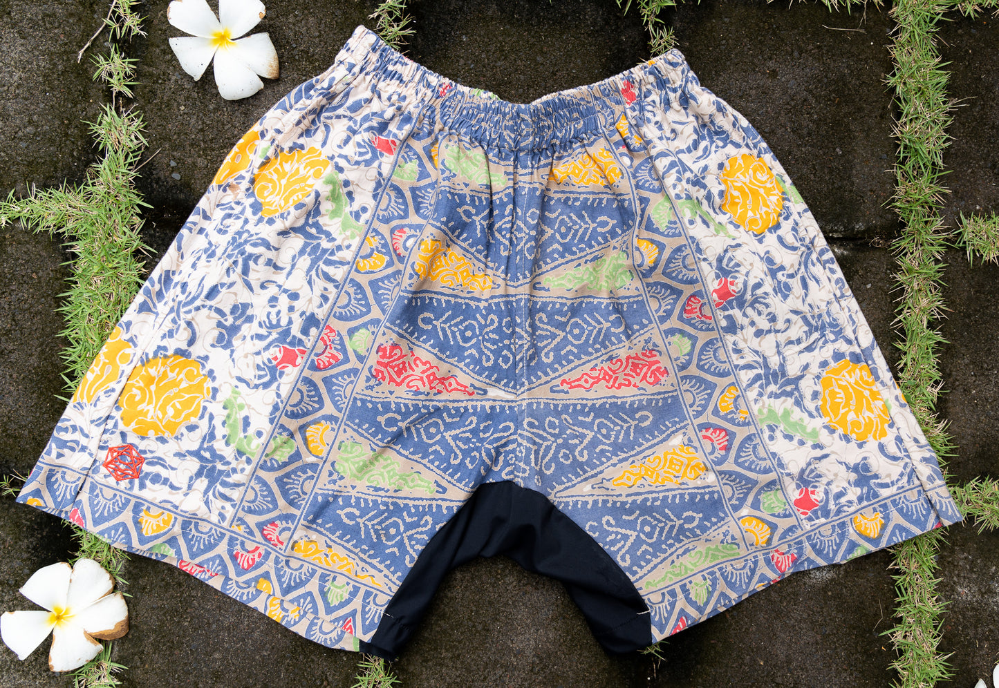 Batik Short M32 Bijak Merah