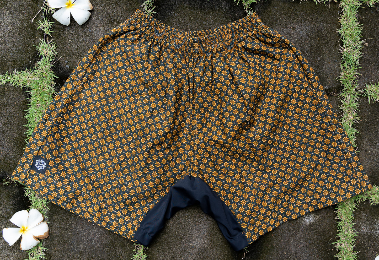 Batik Short M36 Brilliant Pebbles