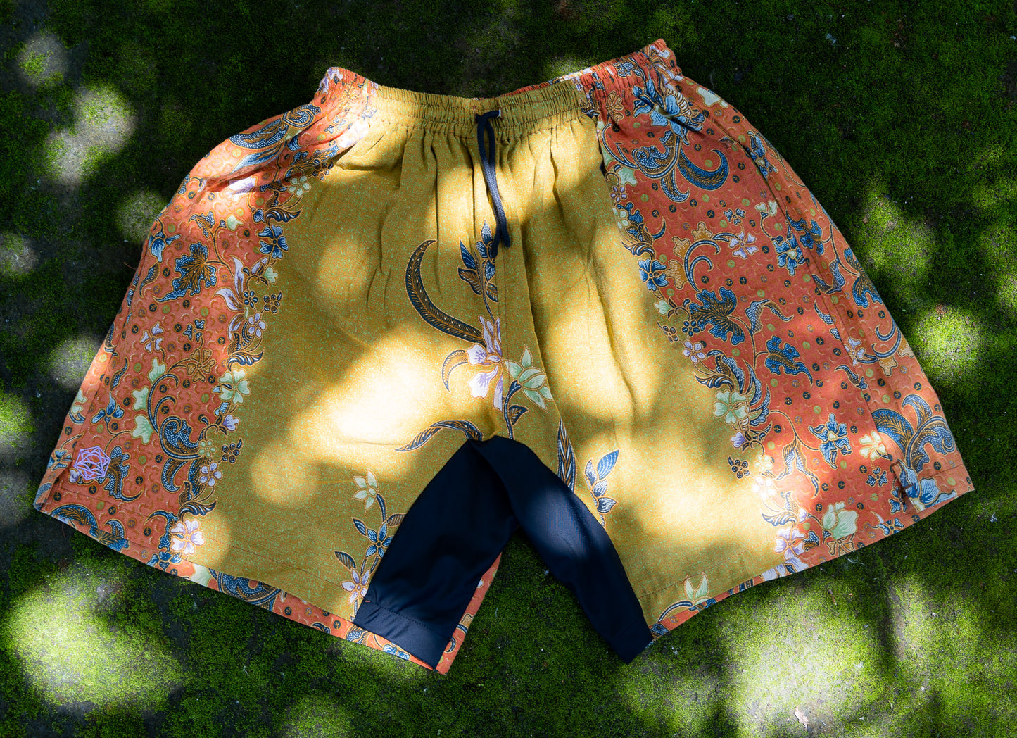 Batik Short L23 Kembang Sepatu